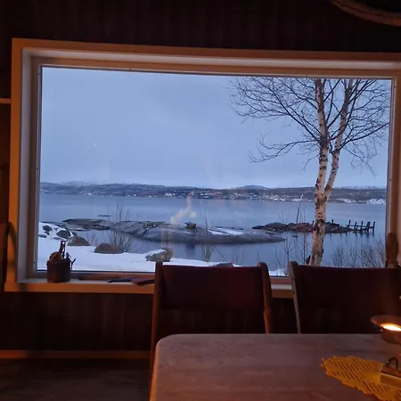 Arnebu Lodge *